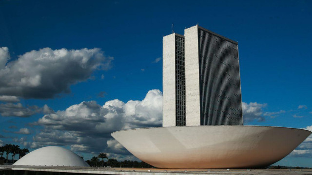 Câmara aprova MP que concede crédito para empresas