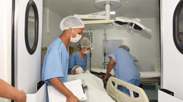 Em 120 dias, hospitais privados fazem mais de 2,3 mil cirurgias do SUS