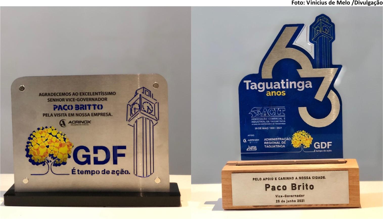 PACO BRITTO visita a ACIT e recebe homenagem pelos aniversários, da cidade e da entidade.