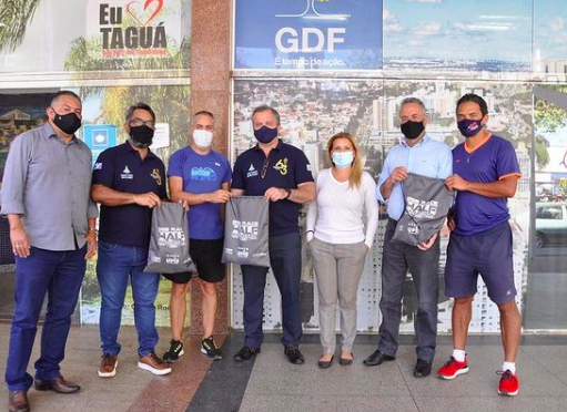Reunião com o Secretário de Economia e comerciantes do Centro de Taguatinga.