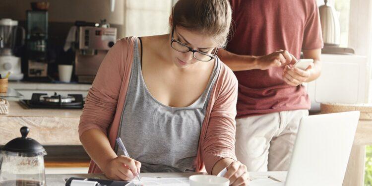 Está com muitas dívidas? Nova lei permite um plano de renegociação de até 5 anos