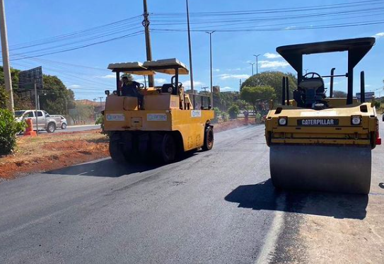 Obra quase pronta. Novo acesso ao Pistão Norte para quem passa pela praça do DI. Obra quase pronta. Novo acesso ao Pistão Norte para quem passa pela praça do DI.